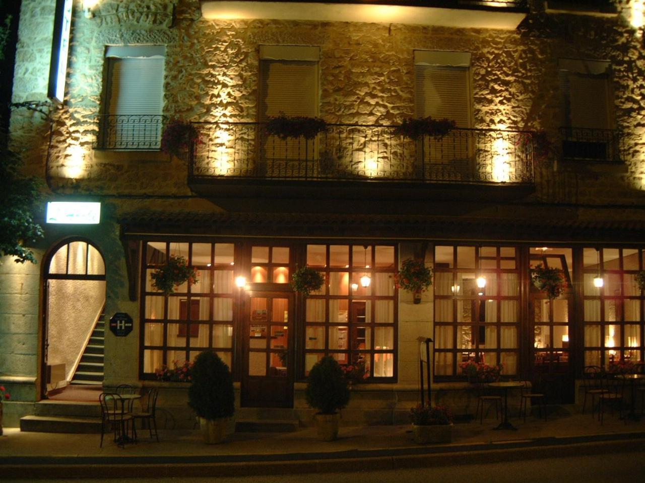 Le Ponant Hotel Pradelles Екстериор снимка