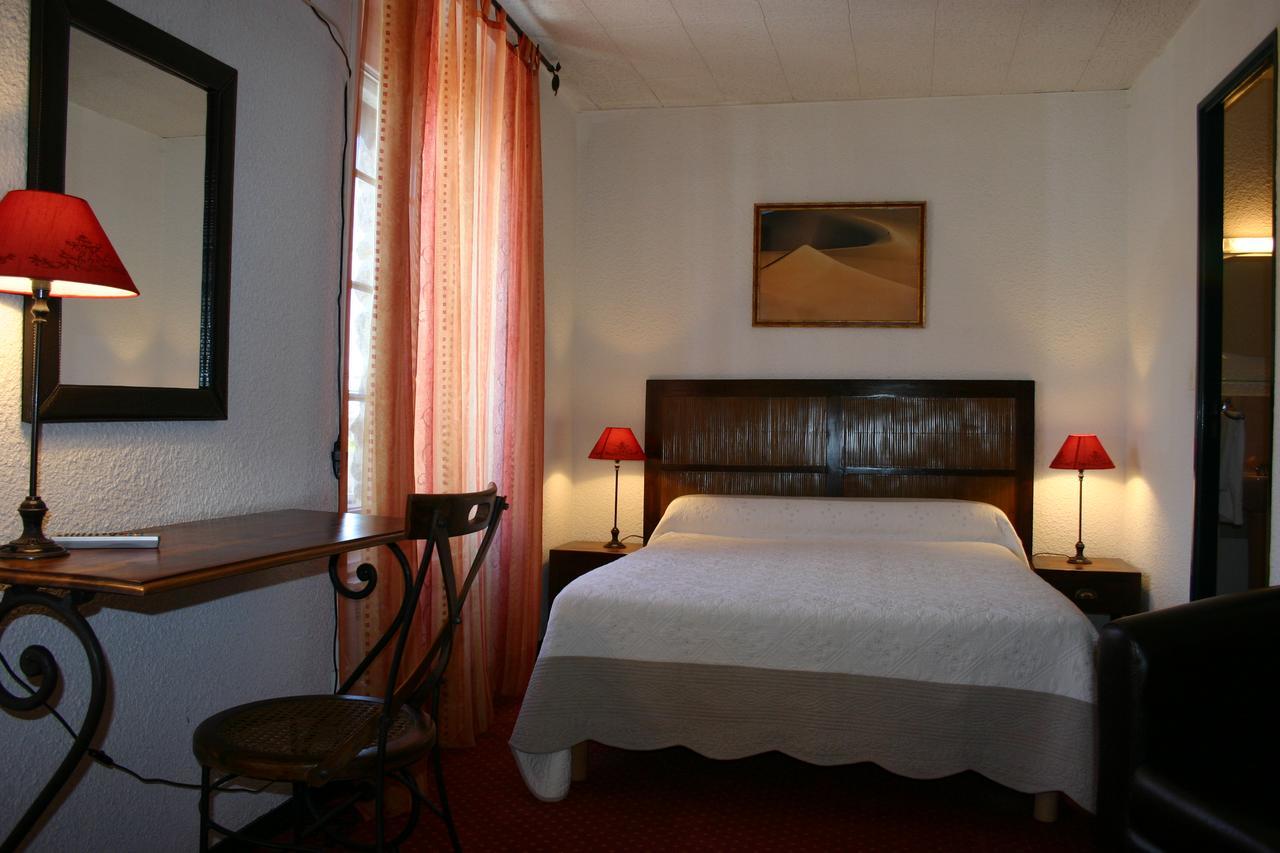Le Ponant Hotel Pradelles Екстериор снимка