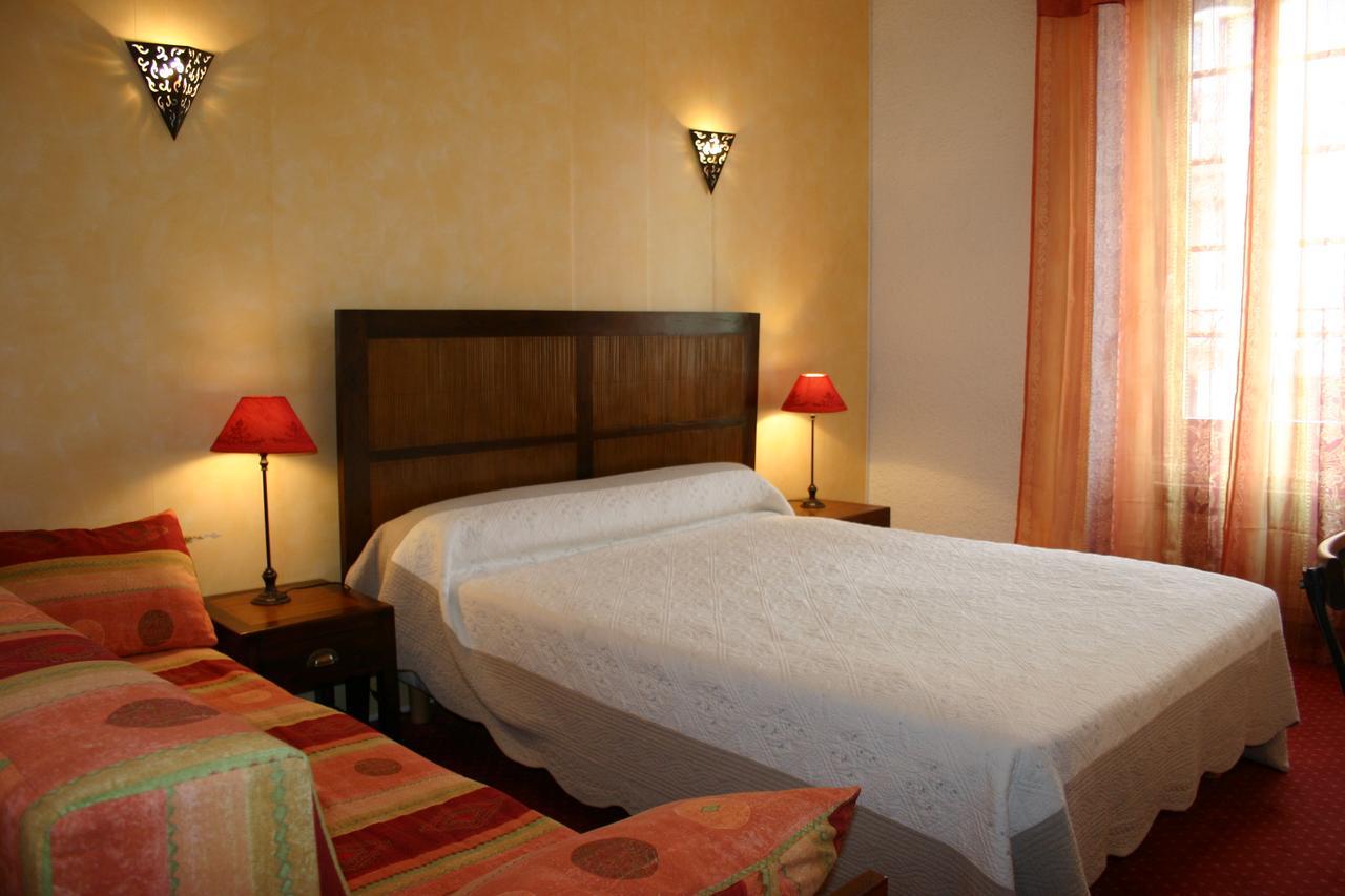 Le Ponant Hotel Pradelles Екстериор снимка